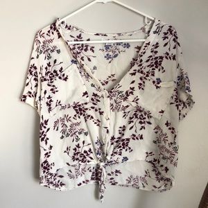 Tilly’s “Ivy + Main” Floral Cropped Blouse